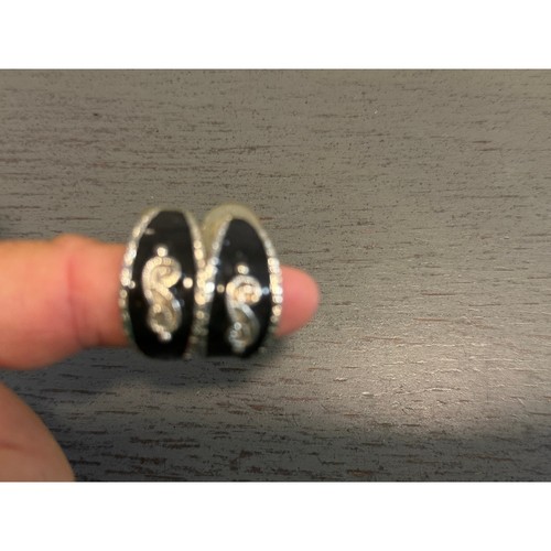 Silver tone black - black, enamel