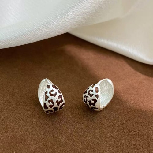 Silver white leopard print - silver,